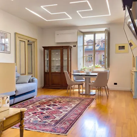 Casa Paravia *